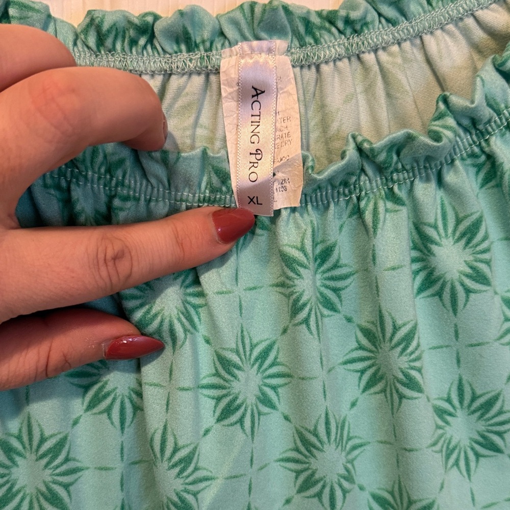 Acting Pro Teal Starburst Blouse - Picture 2 of 3